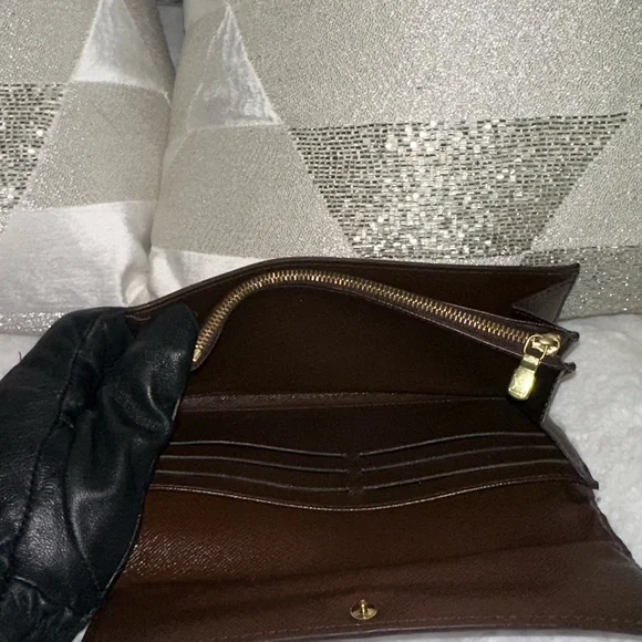 Louis Vuitton Long Wallet Portefeuille Sarah Browns Damier
